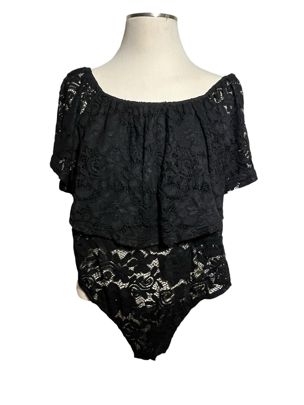 Source Unknown Black Lace Off-Shoulder Bodysuit